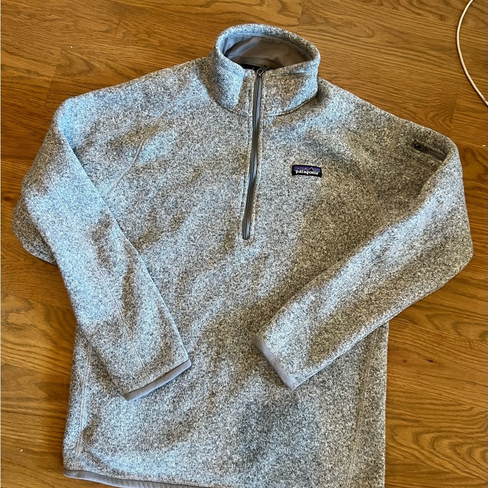 Patagonia Heathered Gray Fleece Pullover